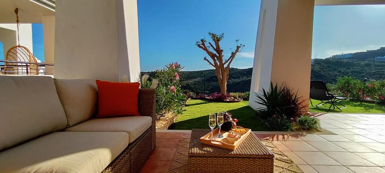 Appartamento Albatros Golf View 2394 Casares Esterno foto